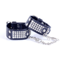 Наручники зі штучної шкіри з кристалами Fetish Boss Series - Handcuffs with cristals Silver, BS3300094